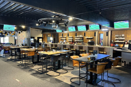 Manhattan Sports Bar Restaurant Gutschein Geschenk