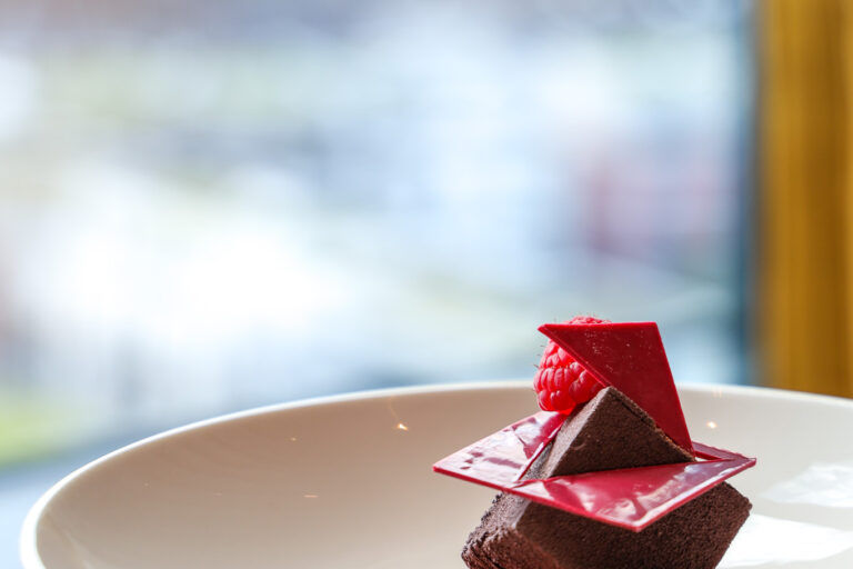 Restaurant Gutschein The Paris Club Düsseldorf